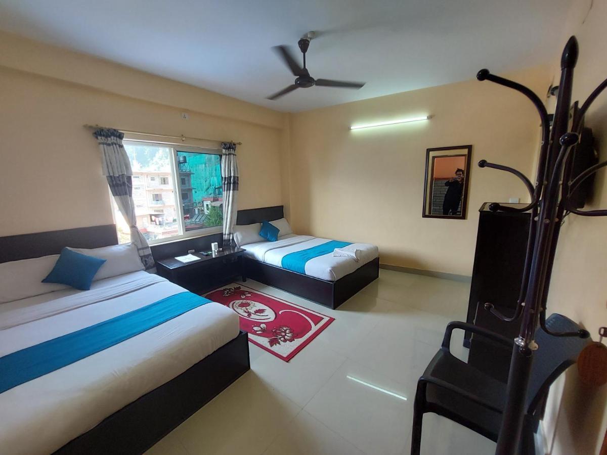 Golden Lake Pokhara Exterior foto